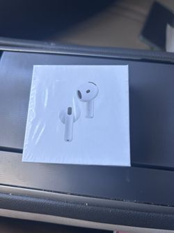 AirPods 4th Gen