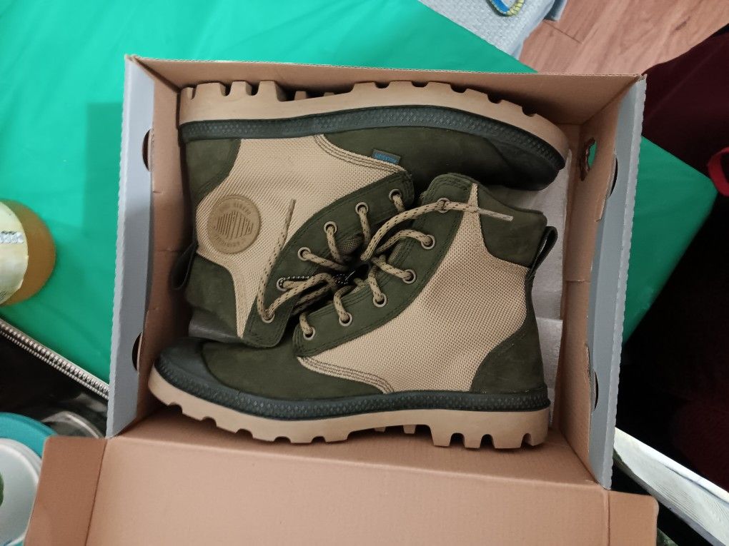 Boots Palladium Sz 6 Men7.5 Women New 60dl Firm