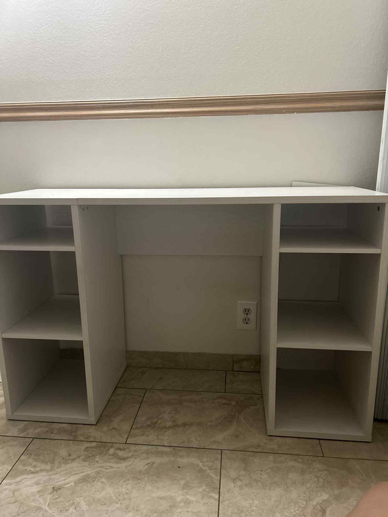 Computer Desk for Sale in Las Vegas, NV - OfferUp