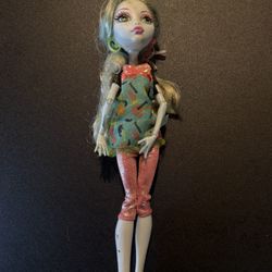 Monster High Doll Picture Day LAGOONA (contact info removed)9