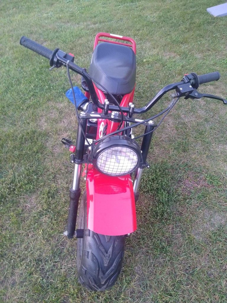 B200R Coleman