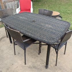 Wicker Table And Chairs Patio Furniture 
