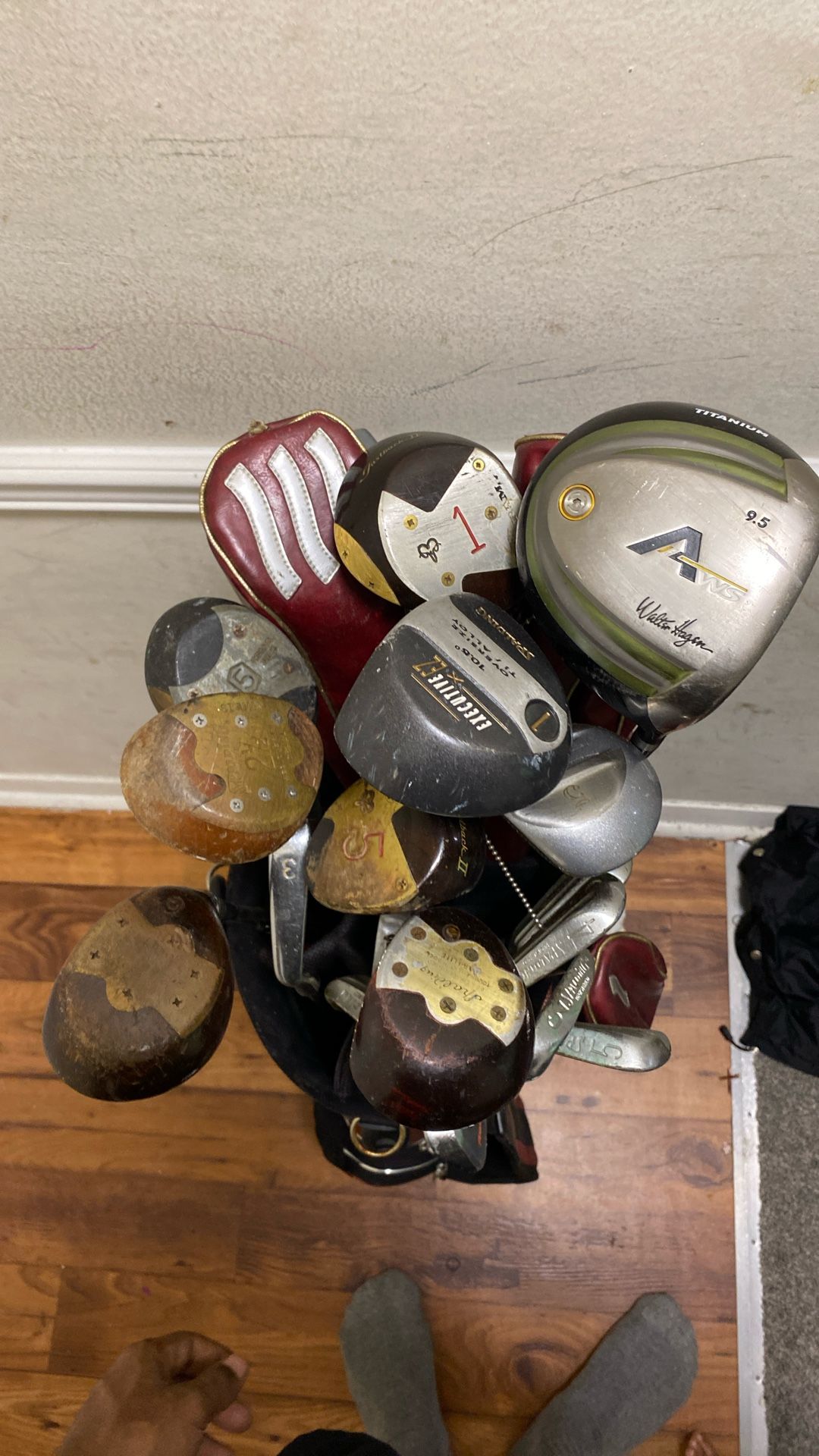 Variety Of Vintage Golf Clubs