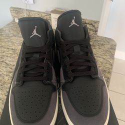 Jordan 1 Low 