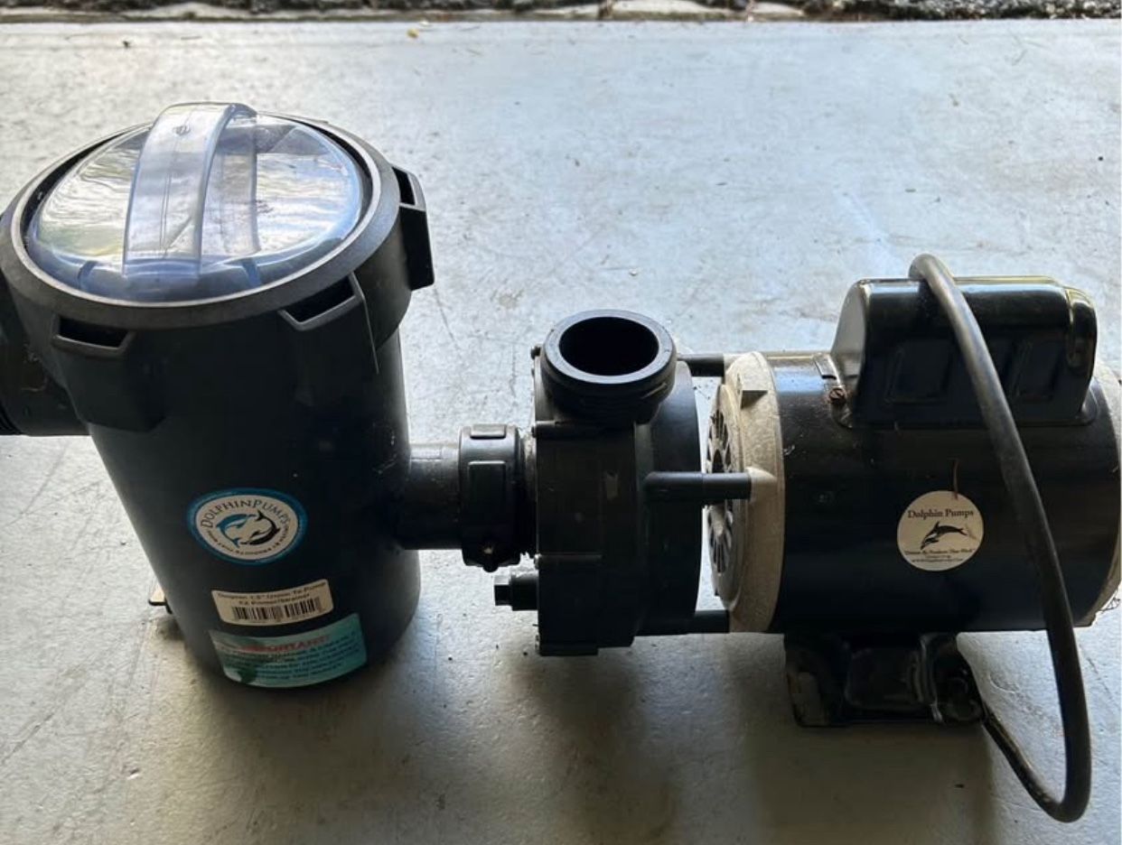 Pond Dolphin Pump – Model K55MYGRD-9025 – $300