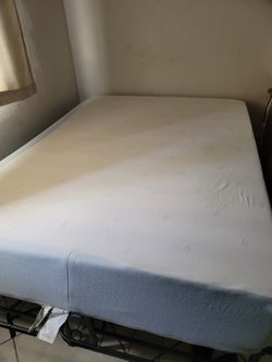 Queen Bed