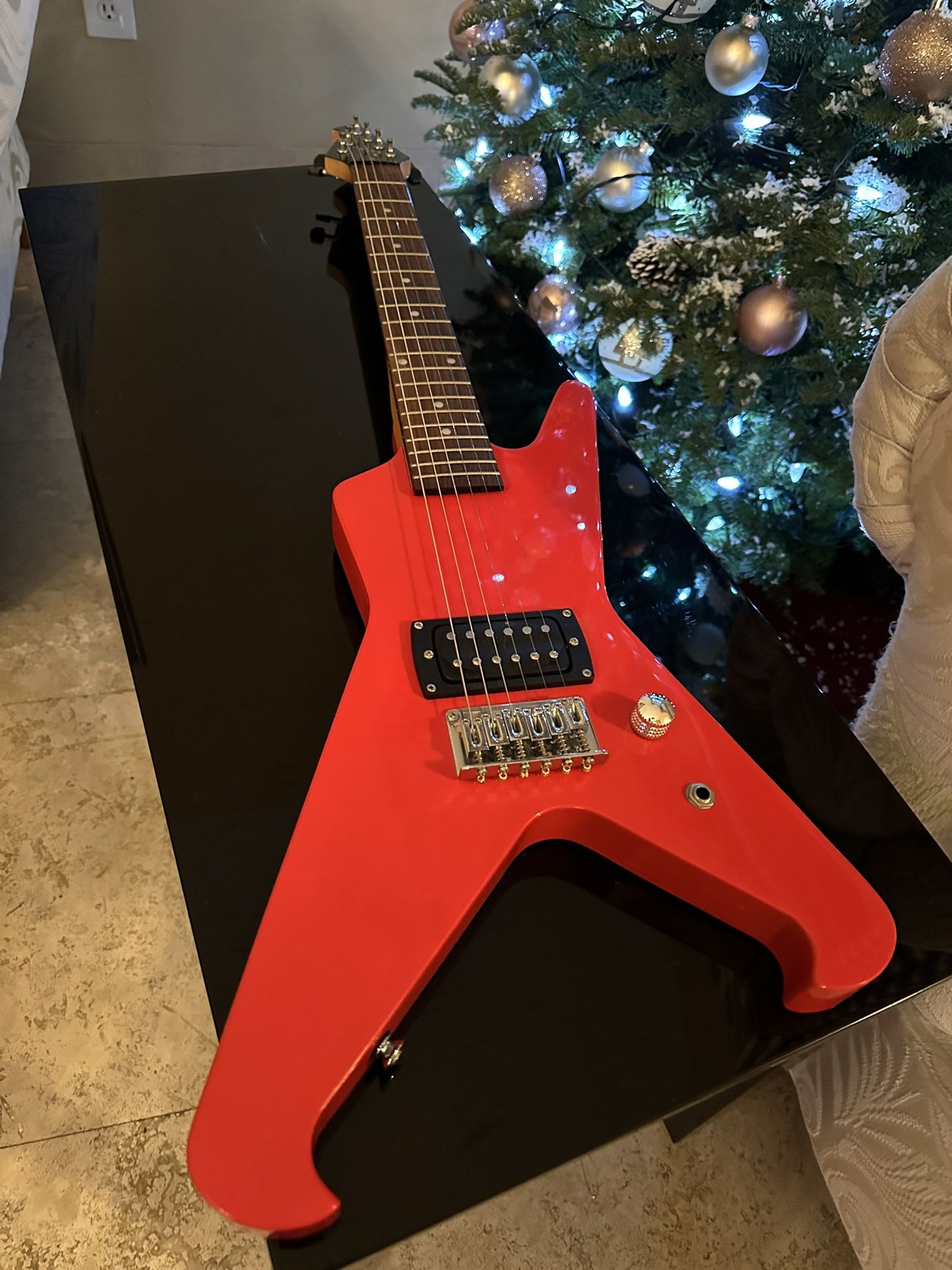 First Act ME274 Rad-X Mini Electric Guitar