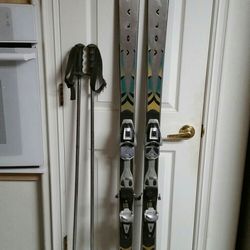 Volant Super L Skis Size 179cm W/ Salomon 800 Bindings & Ski Poles