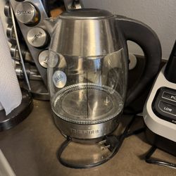 Chefman Electric Kettle 