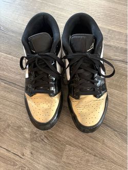 Jordan 1 low cleats, gold and black, size 12
