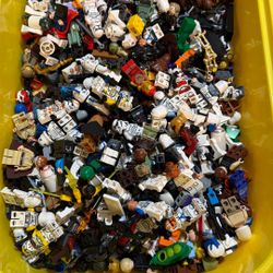Giant Star Wars Minifig Lot