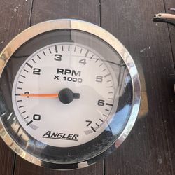 Angler Boat Gage