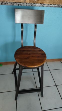 Barstool