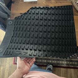 2015 Audi Q7 OEM Rubber Floor Mats