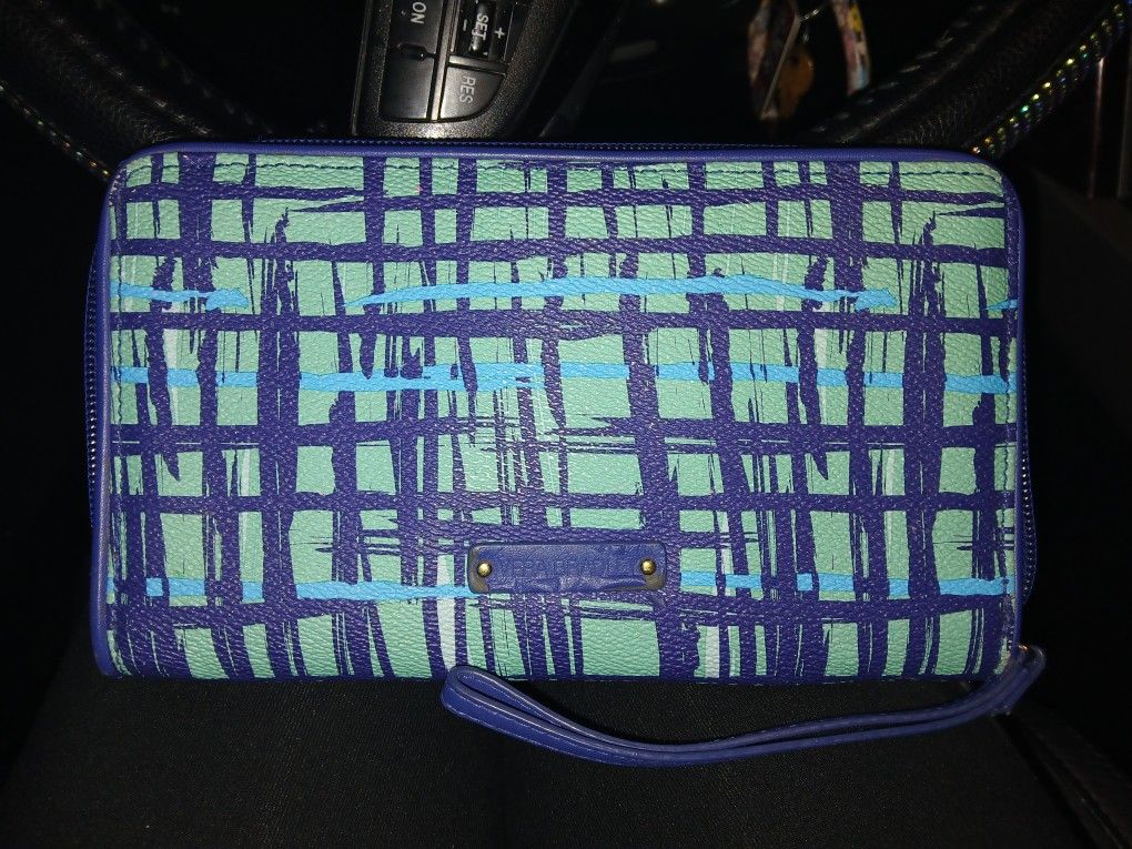 Cute Spacious Vera Bradley Wallet