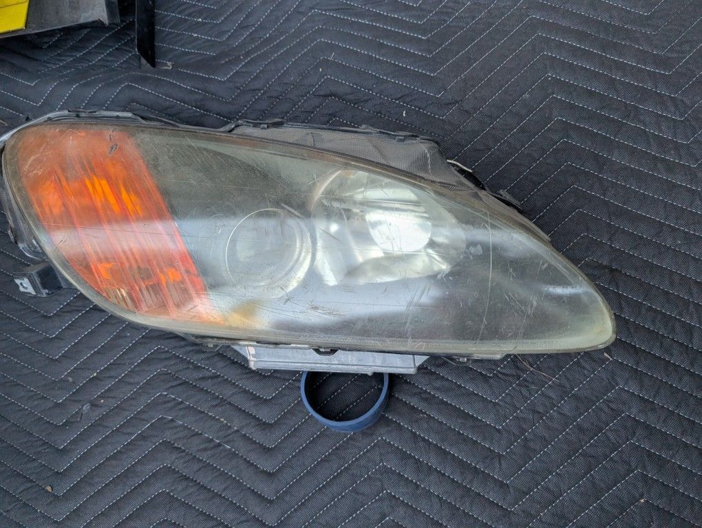 S2000 AP1 Headlight Passenger Right OEM
