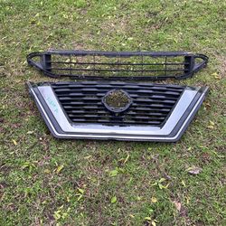 2021 Rogue Grille