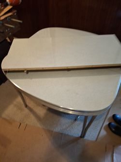 Dinning table