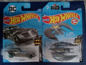 Hot Wheels 2017 Batmobile and 2010 Batplane