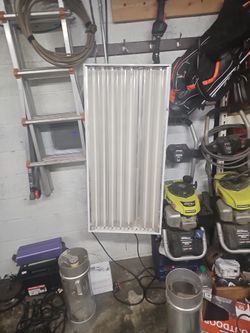 1,000 W Grow Lights Balances And Bulbs Also Comes With Charcoal Filtration System Over $4,000 Worth Of Equipment Asking $300 Cash