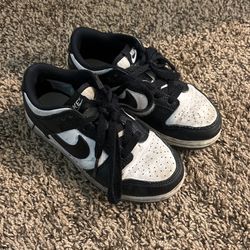 Nike Pandas SZ 12