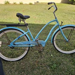 26 Cruser Bike With Extra Large Seat.