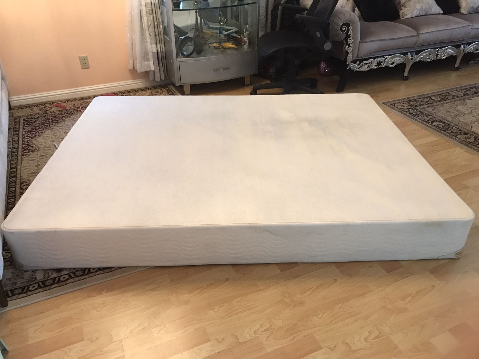 Queen Size Box Spring For Free