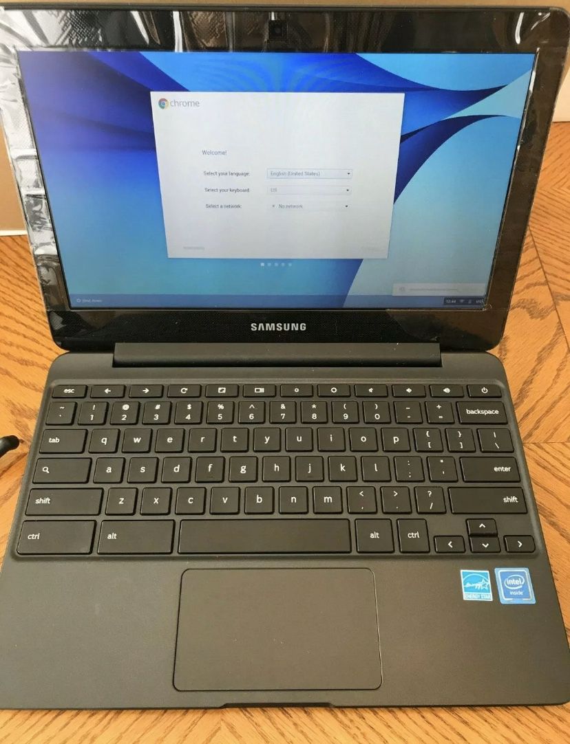 Samsung Chromebook 3 Bundle
