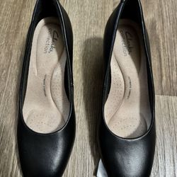 New Clarks Shoes For $35