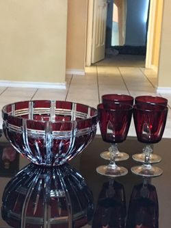 Vintage beautiful dish and glass set