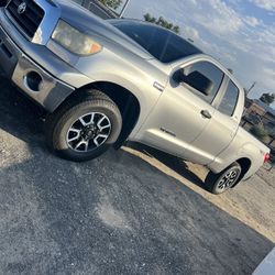 2008 Toyota Tundra 5.7 4X4