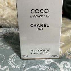 Coco channel Paris