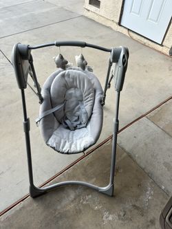Graco Baby Swing