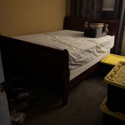 Queen Slay Bed, Mattress And Frame 