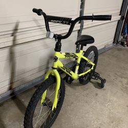 Huffy 18” Kids Bike With Training Wheels 