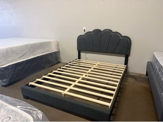 Full size Dark Gray Upholstered Platform Bed Frame in box
