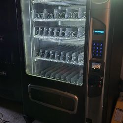 Wittern 3566 Combo Vending Machine 