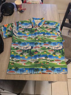 Hawaiian Dodger Shirt XL Give away
