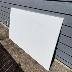 Quartz Island Top