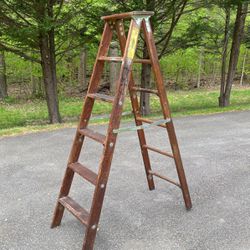 Babcock 6ft Wooden Step Ladder