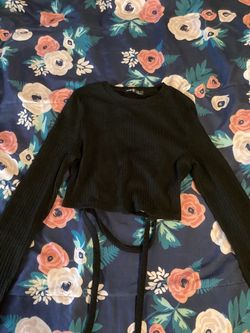 Black Cropped Long Sleeve