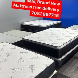 Huge sale for Mattress And Box Twin size #mattress and box 150.$ full 190$ Queen 200$ king 290$. free delivery free set up 708….289…7715… cash or Zell