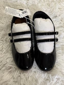 New With Tags Youth/Girls Old Navy Black Patent Style Mary Jane Shoes, size 12