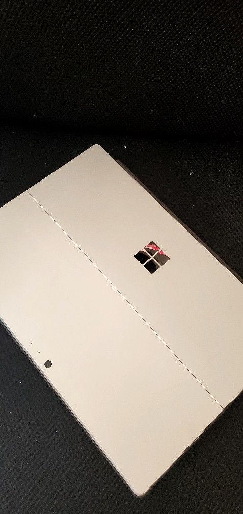 Microsoft Windows Surface Pro 4, Type Cover, Charger, Factory Reset