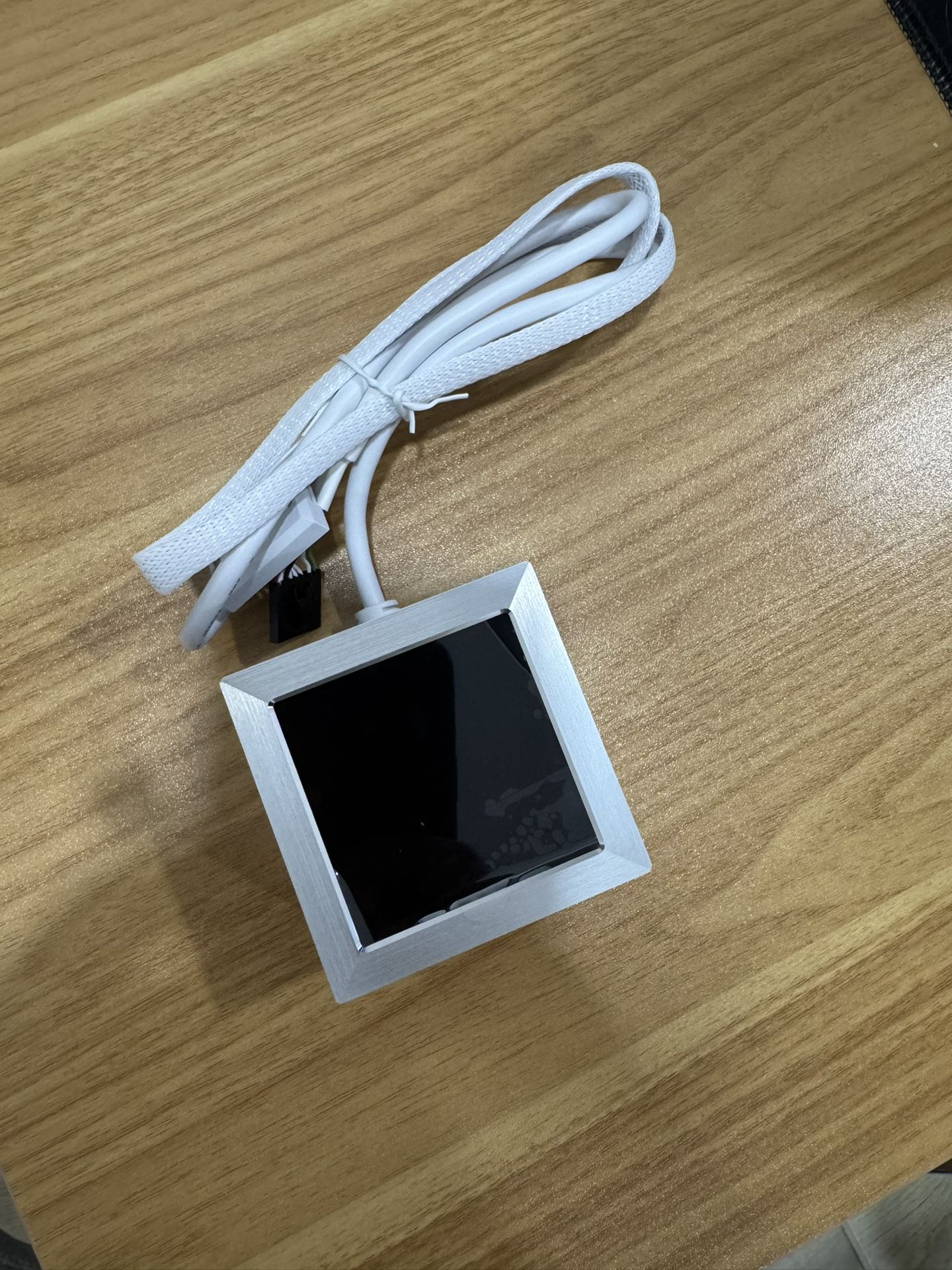 Lian Li Replacement Screen