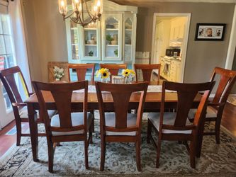 Dining Table and 8 chairs