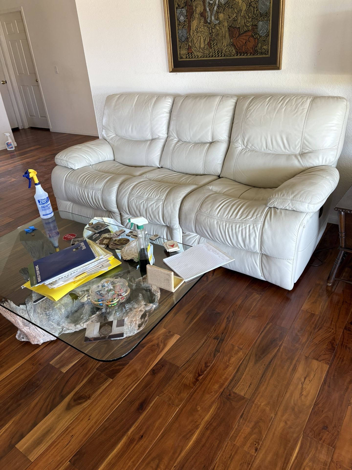 Cream Leather Reclining Sofa & Oversized Chair Set – Plush & Comfortable! ($175-$475)