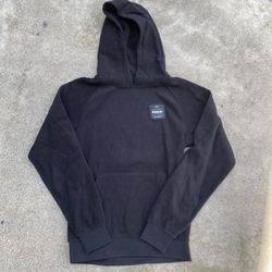 32 Hoodie