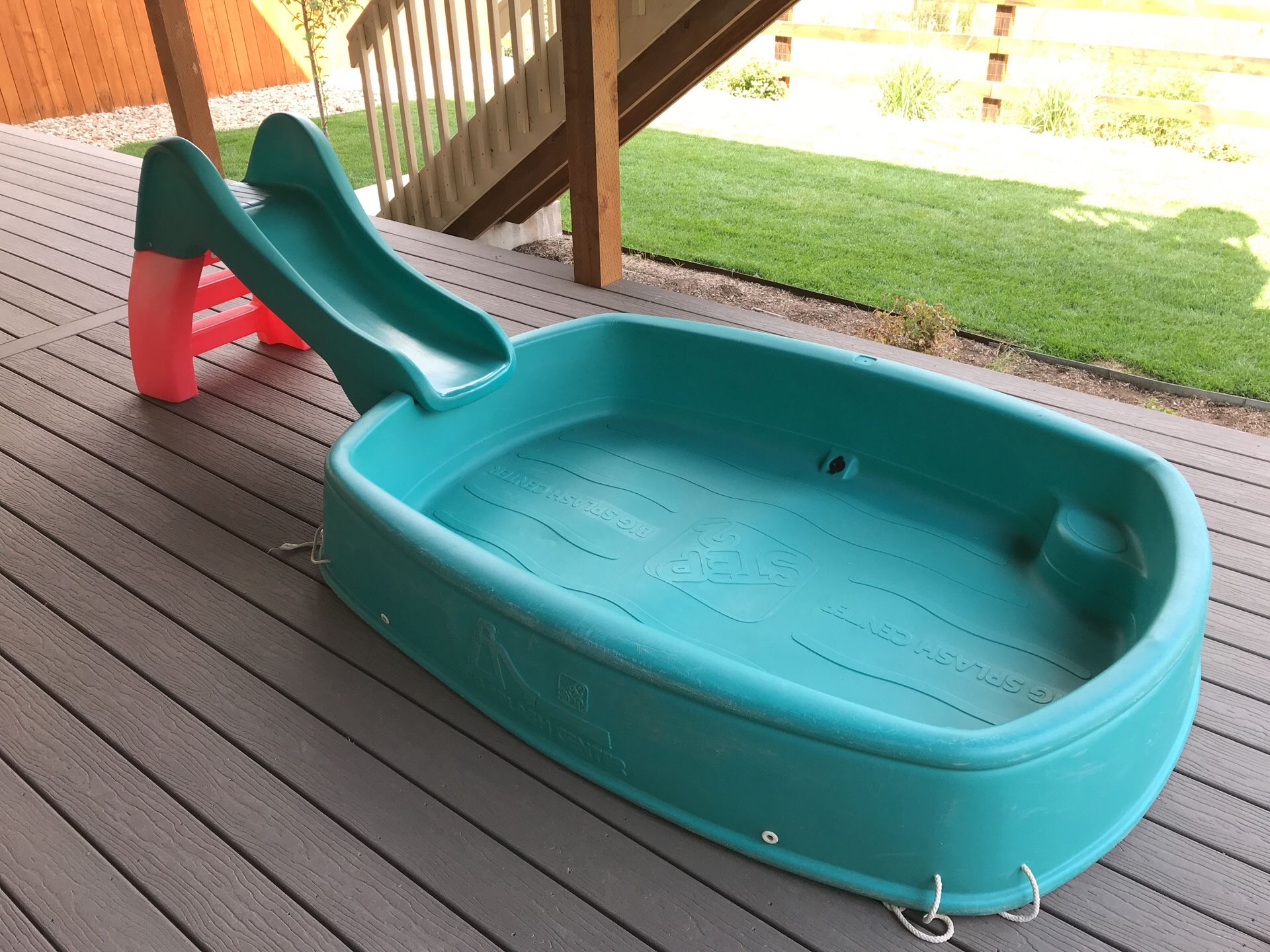 Kids STEP2 Big Splash Center