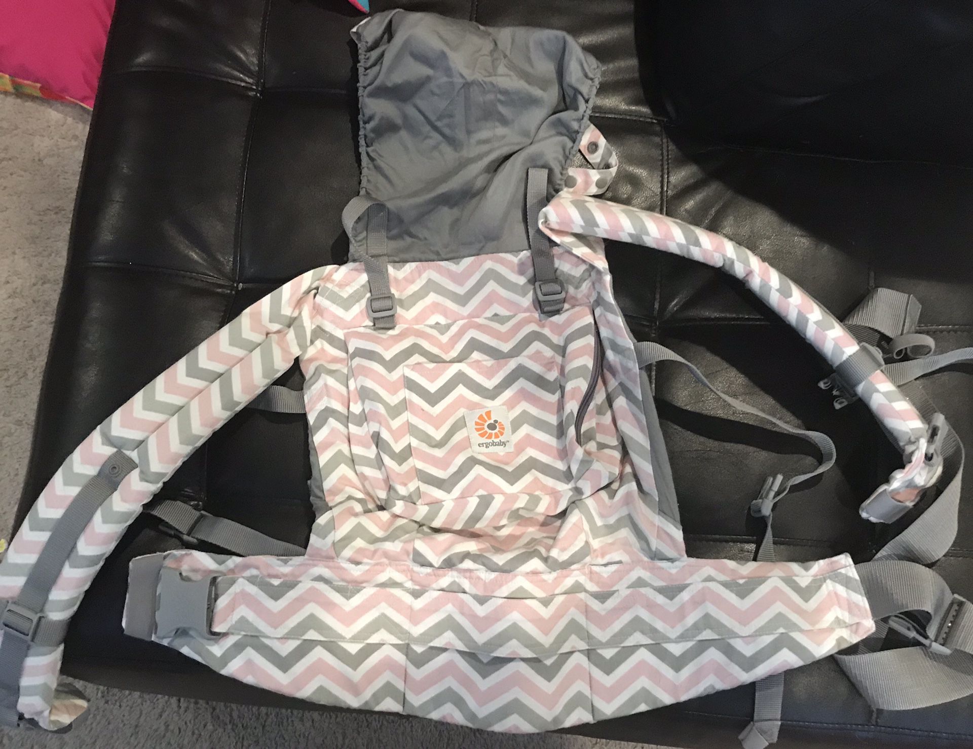 Ergo baby carrier in pink and gray $45 like new